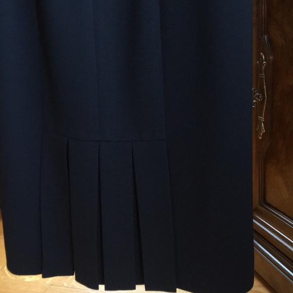 Ann Taylor Sheath Dress and Jacket - Picture 5 of 13